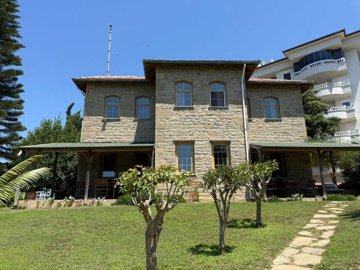 Exterior 1