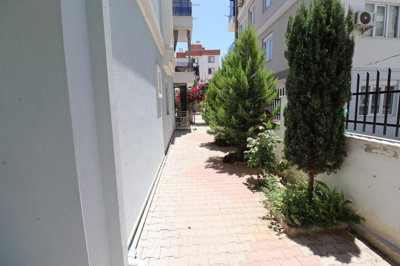 Exterior 8