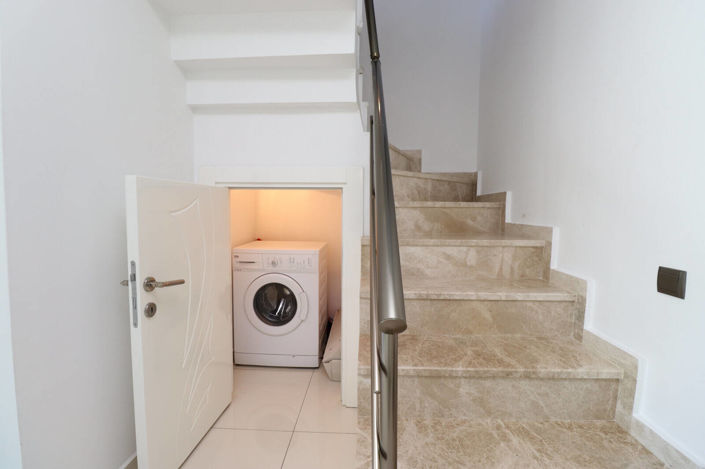 Image No.11-3 Bed Apartment for sale