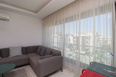 Interior 4