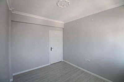 Interior 9