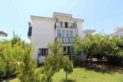 Exterior 2