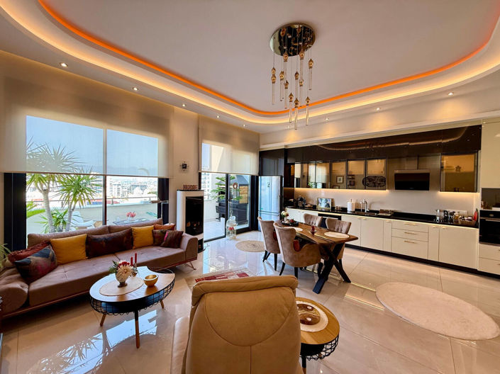 Image No.21-3 Bed Apartment for sale