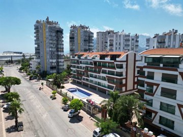 Exterior 3