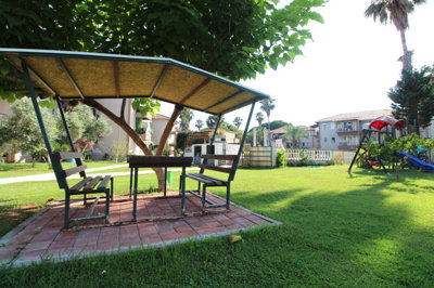 Exterior 4
