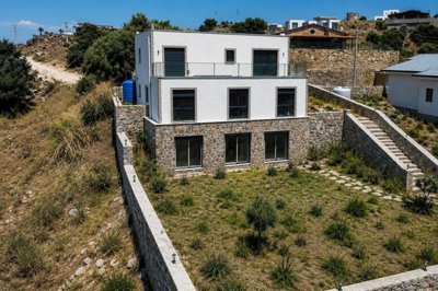 Exterior 1