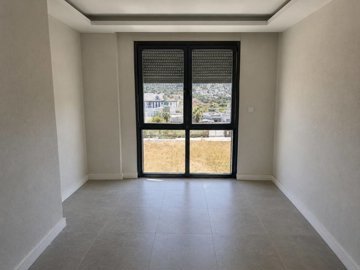Interior 7