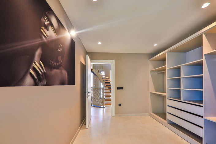 Image No.50-4 Bed House/Villa for sale