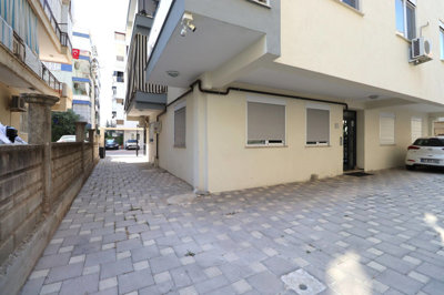 Exterior 6