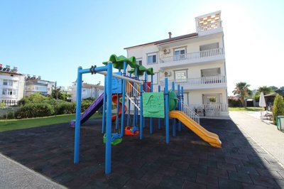 Exterior 4