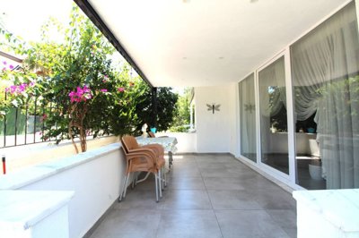 Exterior 9