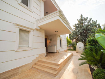 Exterior 12