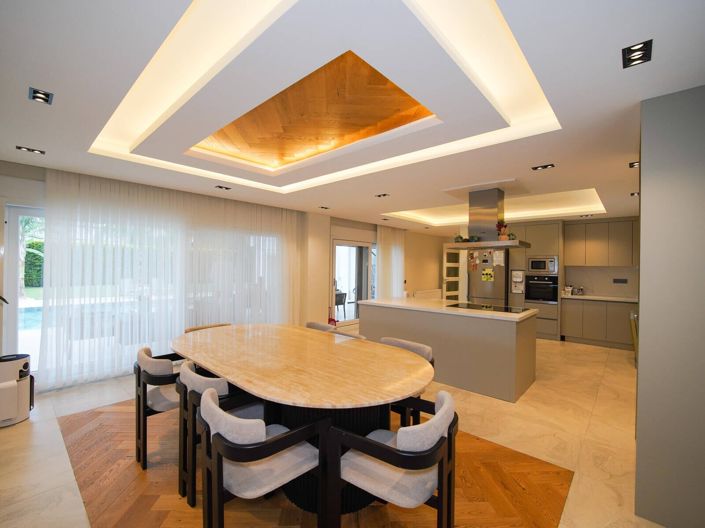 Image No.28-5 Bed House/Villa for sale