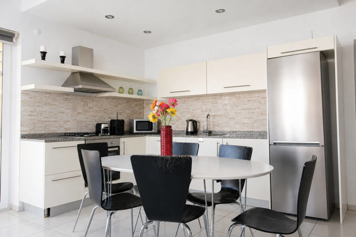 Image No.17-4 Bed Apartment for sale
