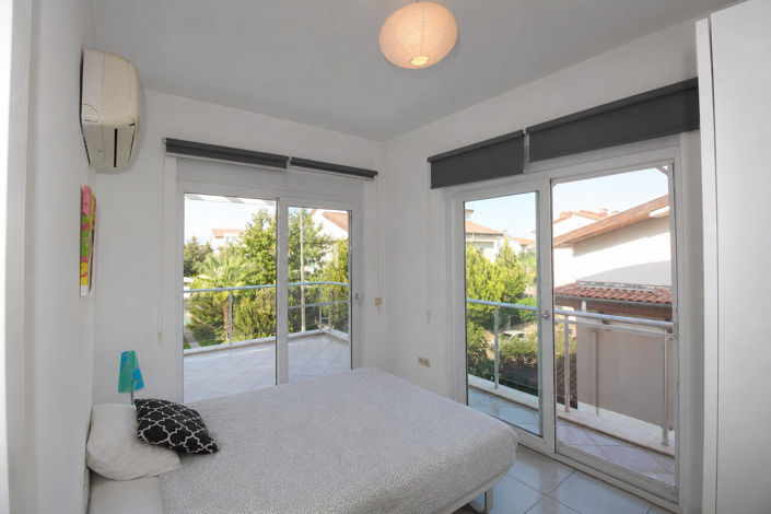 Image No.25-4 Bed Apartment for sale