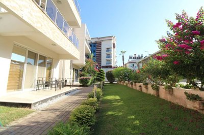 Exterior 3