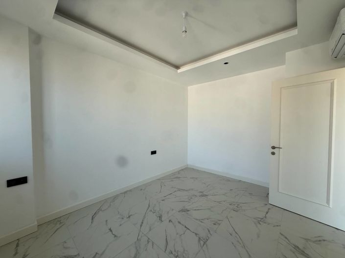 Image No.25-1 Bed Apartment for sale