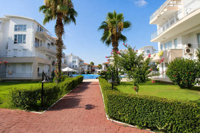 Exterior 1