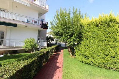 Exterior 12