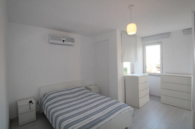 Interior 5