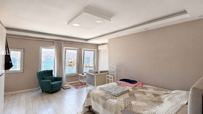 Image No.10-3 Bed Apartment for sale