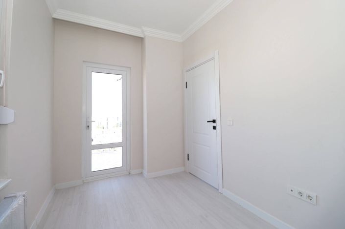 Image No.21-2 Bed Apartment for sale