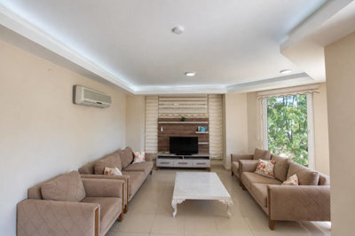 Interior 2