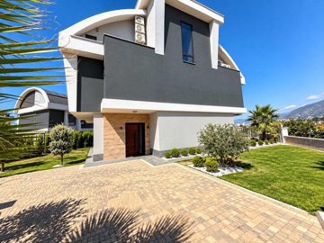 Exterior 5