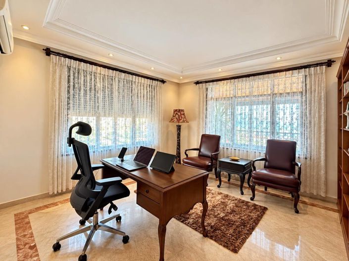 Image No.56-4 Bed House/Villa for sale