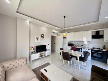 Interior 3