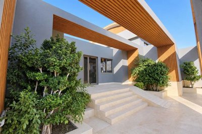Exterior 9