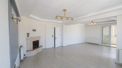Interior 2
