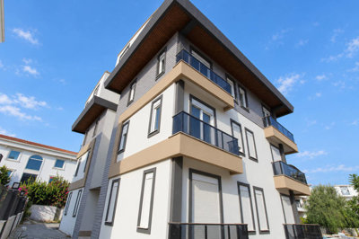 Exterior 4