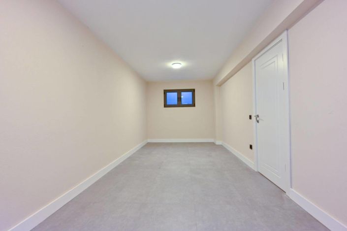 Image No.29-5 Bed House/Villa for sale