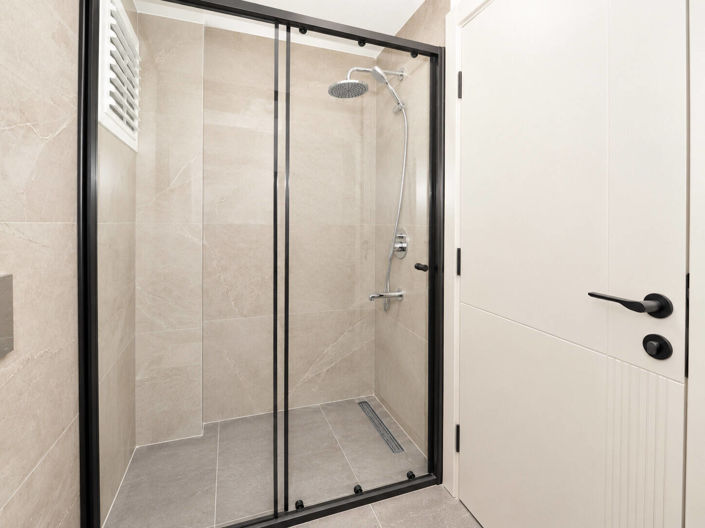 Image No.20-1 Bed Apartment for sale