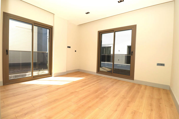Image No.22-5 Bed House/Villa for sale