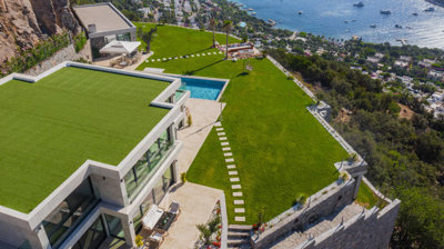 Exterior 9
