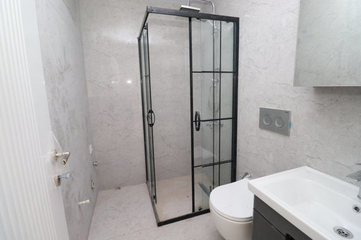 Image No.14-3 Bed Apartment for sale