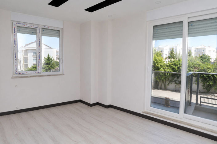 Image No.3-3 Bed Apartment for sale