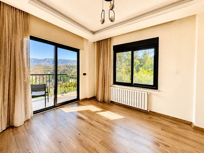 Image No.41-4 Bed House/Villa for sale