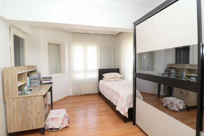 Image No.16-3 Bed Apartment for sale
