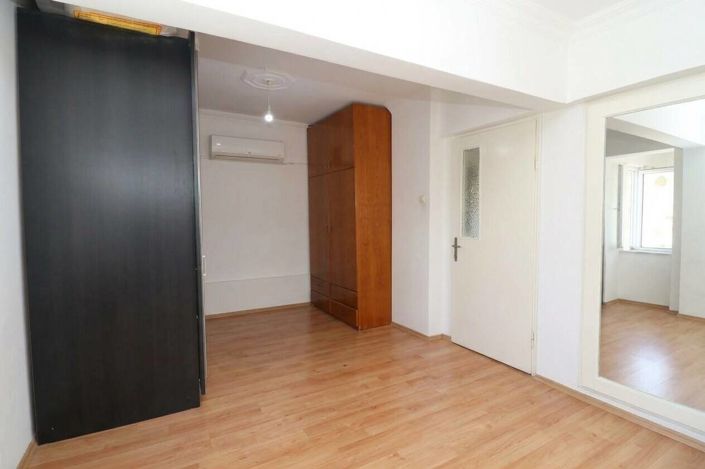 Image No.18-3 Bed Apartment for sale