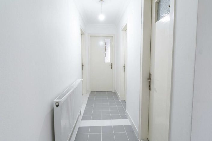 Image No.21-3 Bed Apartment for sale