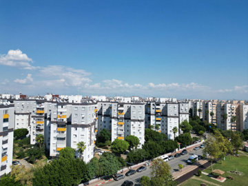 Exterior 8