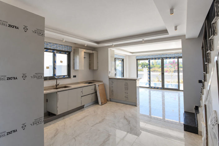 Image No.20-5 Bed House/Villa for sale