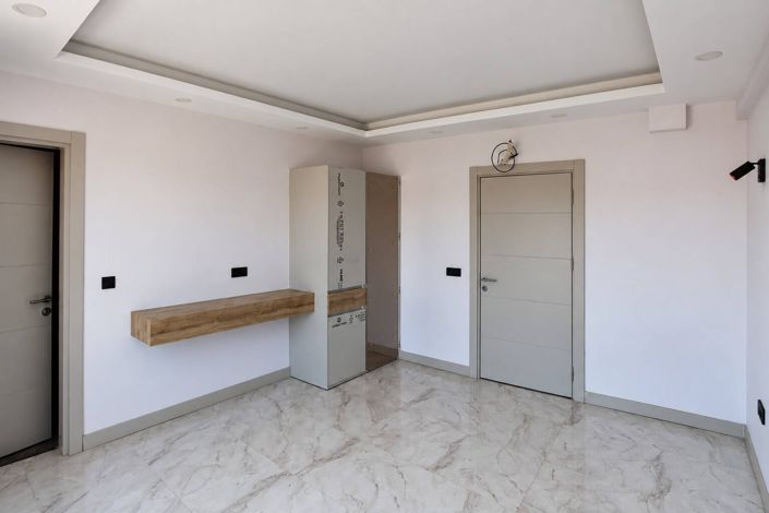 Image No.30-5 Bed House/Villa for sale