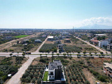 Exterior 14