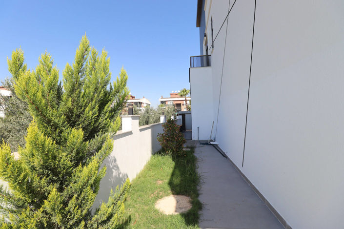 Image No.17-4 Bed House/Villa for sale