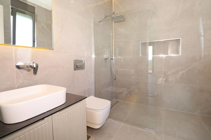 Image No.38-4 Bed House/Villa for sale