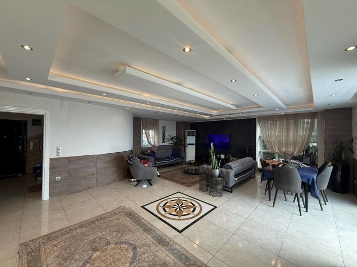 Image No.11-4 Bed House/Villa for sale